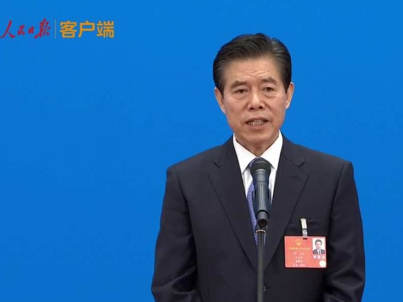 商务部部长：聪明的外商一定不会放弃中国庞大的市场