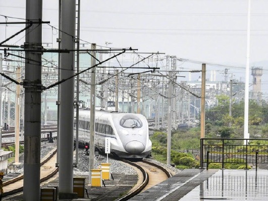 继续领跑世界！2020年底我国高铁将达3.9万公里