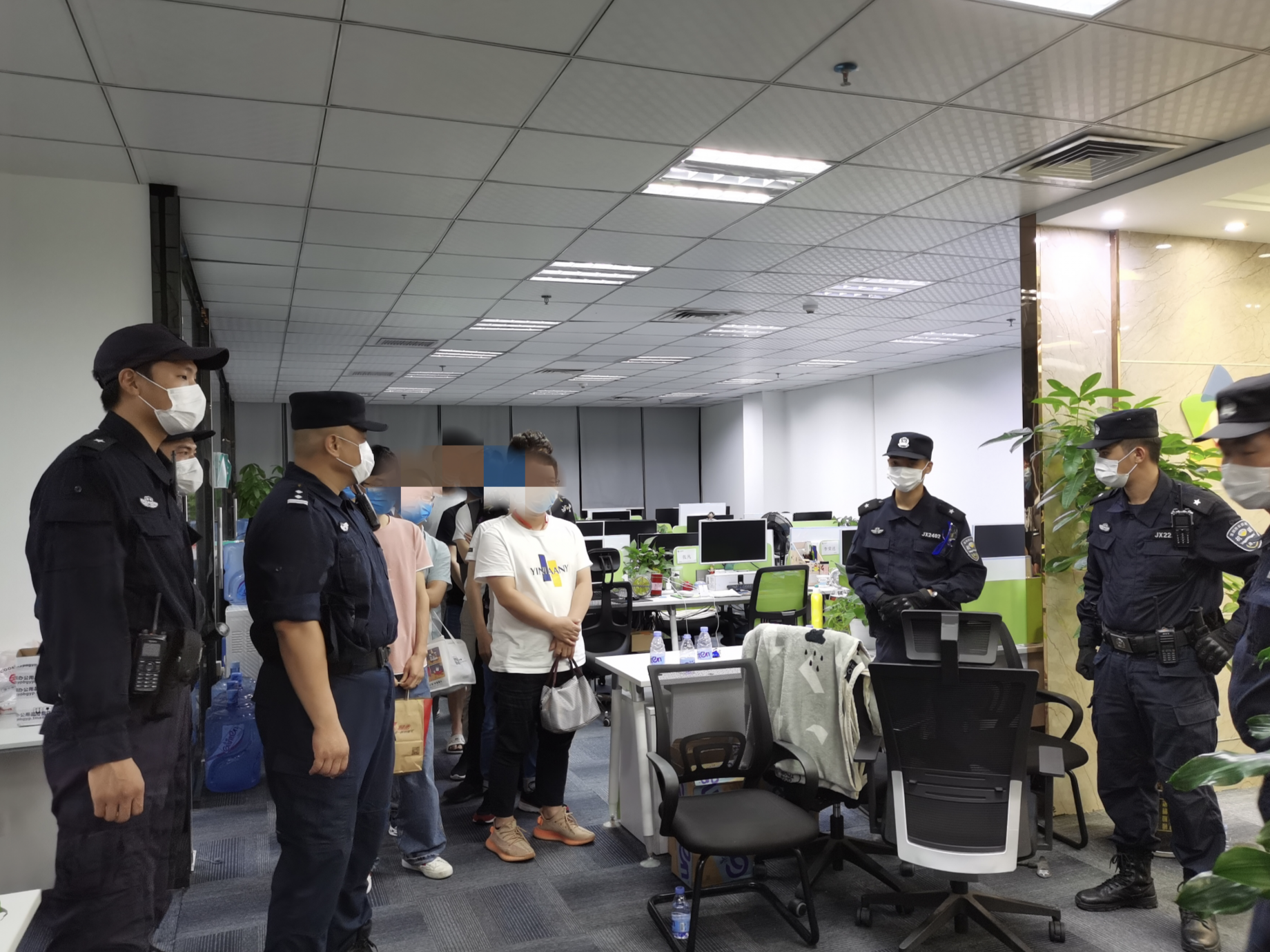 开发特定游戏用于网上赌博，深圳南山警方抓获犯罪嫌疑人22名