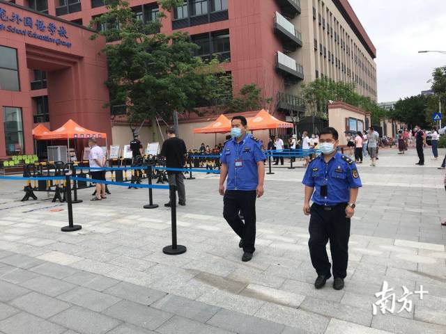 龙岗宝龙多措并举，全力做好辖区“护学”