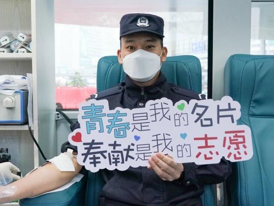 文锦渡边检站团支部获评“全国五四红旗团支部”