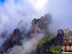 三清山霞光美景：玉台落日照紫烟