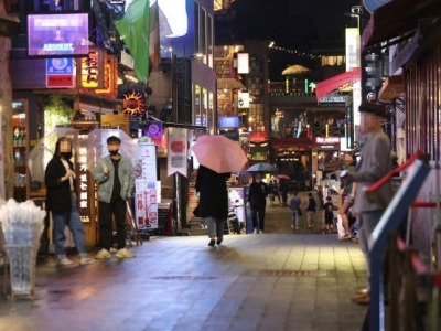 韩国夜店集体感染致119人确诊 首尔疫情出现反弹