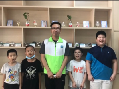 南山粤海街道青少年唱响禁毒拍手歌，献礼母亲节