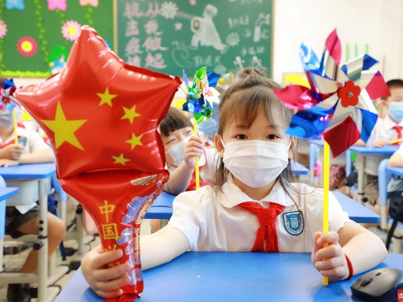华附龙园学校“防疫健康操”喜迎学子返校