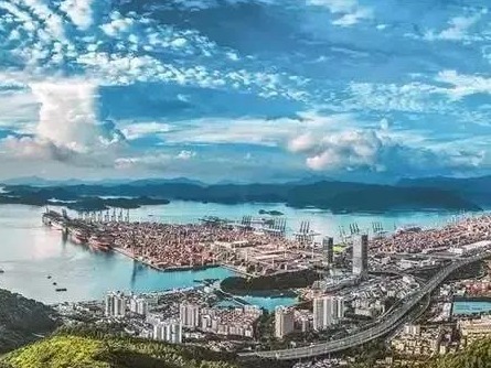 依靠改革激发市场主体活力涌动