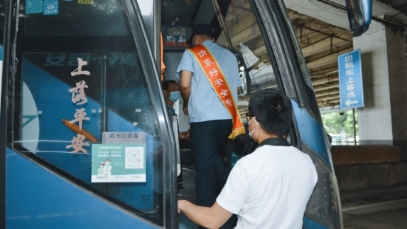 “一盔一带”安全守护行动来了！广州将在重点时段、路段严查