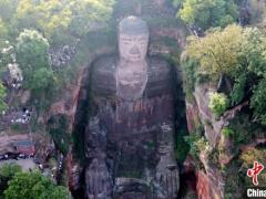 四川乐山大佛景区限游客数量 游览安全有序
