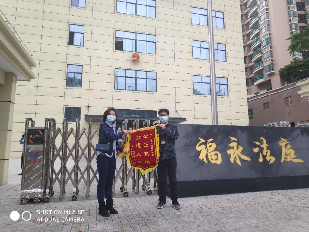 夫妻因婚前借款对簿公堂，法官巧妙促和解