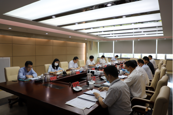 全力推进“东部法治高地”建设，坪山召开全面依法治区委员会第二次会议