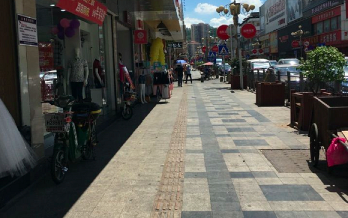 平湖街道：全力整治荔园市场及周边路段市容市貌  