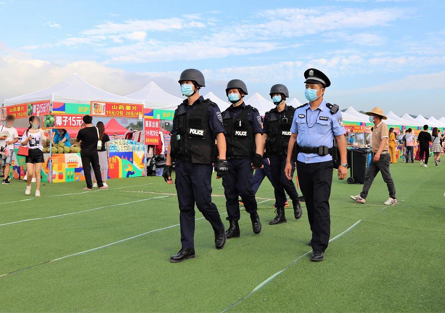深圳光明警方“五一”期间多措并举确保群众平安出行