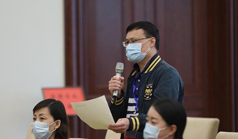 返回后，援鄂医疗队如何进行隔离休养？读特记者在国务院新闻发布会上提问