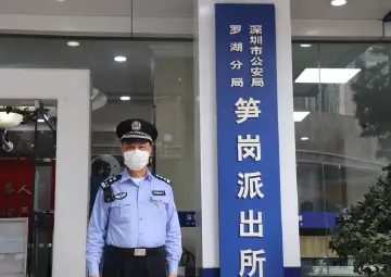 每日警星丨杨惠佳：梨园社区的战“疫”警长