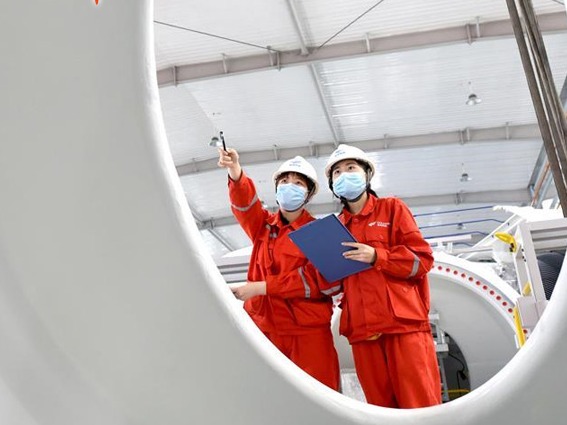 央视快评 | 构建国内国际双循环相互促进的新发展格局