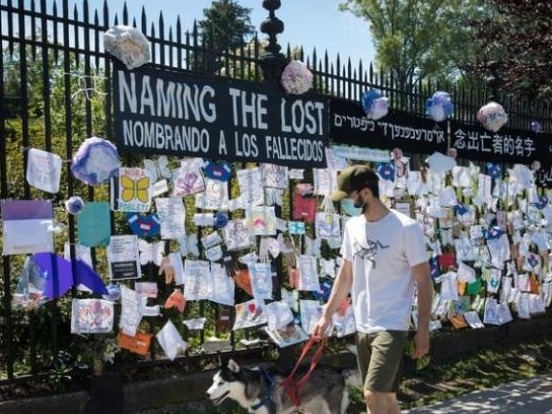 美国新冠肺炎确诊病例超178万例，死亡超10.4万