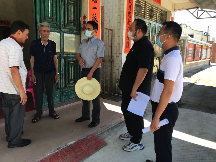 “有问题我们来想办法解决！”龙岗区文化广电旅游体育局携爱心企业赴石南村慰问困难群众 