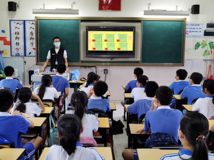 禁毒知识走进福保街道校园，回答准确率100%！