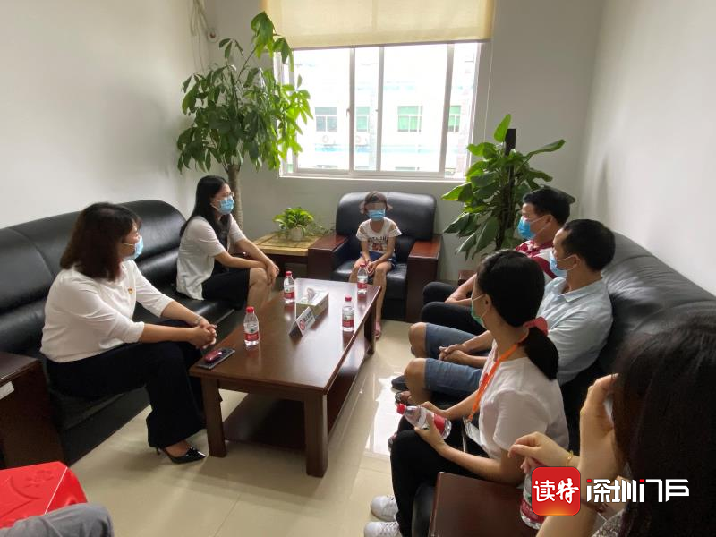 情暖童心 快乐六一  龙城街道关爱慰问困难青少年