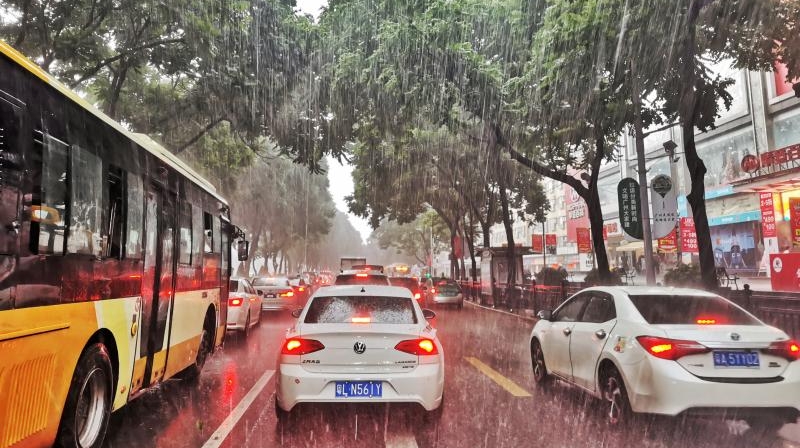 一周内雨水仍常光临广州，下周中段雨势减弱