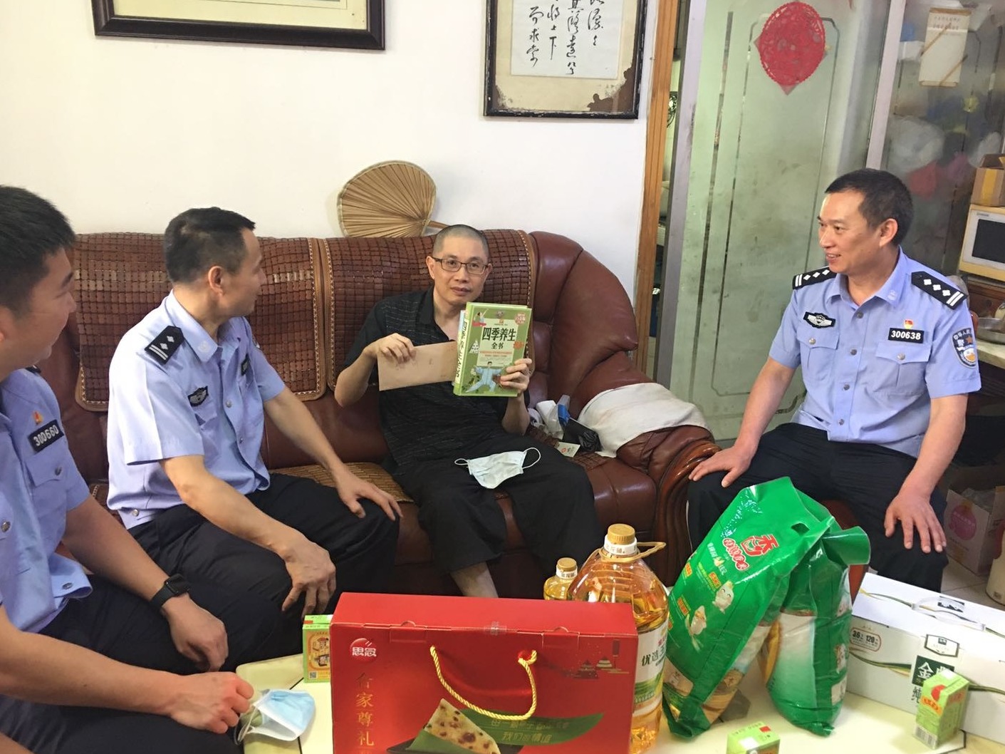 爱心帮扶13年，边检民警为残障人士带去勇气和希望