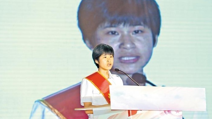 征兵季·老兵故事 | 文晓彤：从部队标兵到高校学霸