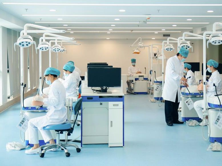 南方医科大学深圳口腔医院（坪山）正式营业 南医大口腔医学院“一哥”出任院长