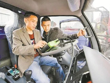 深圳工匠 | “汽车达人”贺鹏麟：立志为车辆装上安全“大脑”