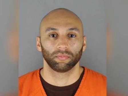 又一人！弗洛伊德案第二名涉事前警察被保释出狱