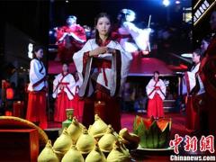 中国人是啥时穿上衣服的？古代女子如何时尚穿搭？