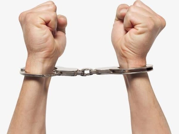 19岁抢劫4000元逃亡24年后获刑 追诉期限不是逃犯的“护身符”