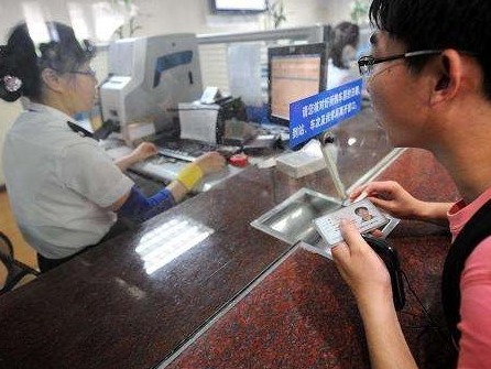 国家铁路局：强化铁路旅客运输实名制管理，违规将报公安机关