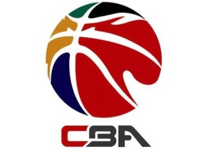 CBA复赛第一场举办默哀仪式，大型毛绒玩具代替现场球迷