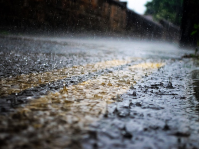 暴雨蓝色预警：广西等地部分地区有大雨或暴雨，局地大暴雨