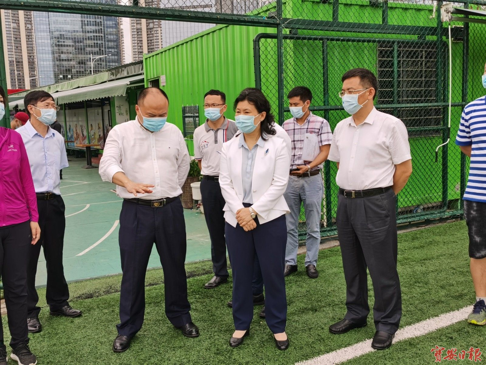 宝安新建101片社会足球场地总任务即将完成  