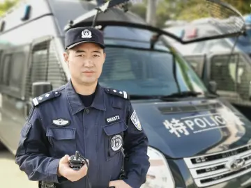 每日警星 | 李应文：危险面前徒手控制嫌疑人