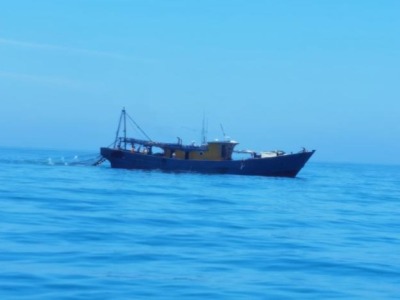 潮州海警局连续查获五艘违规出海作业渔船