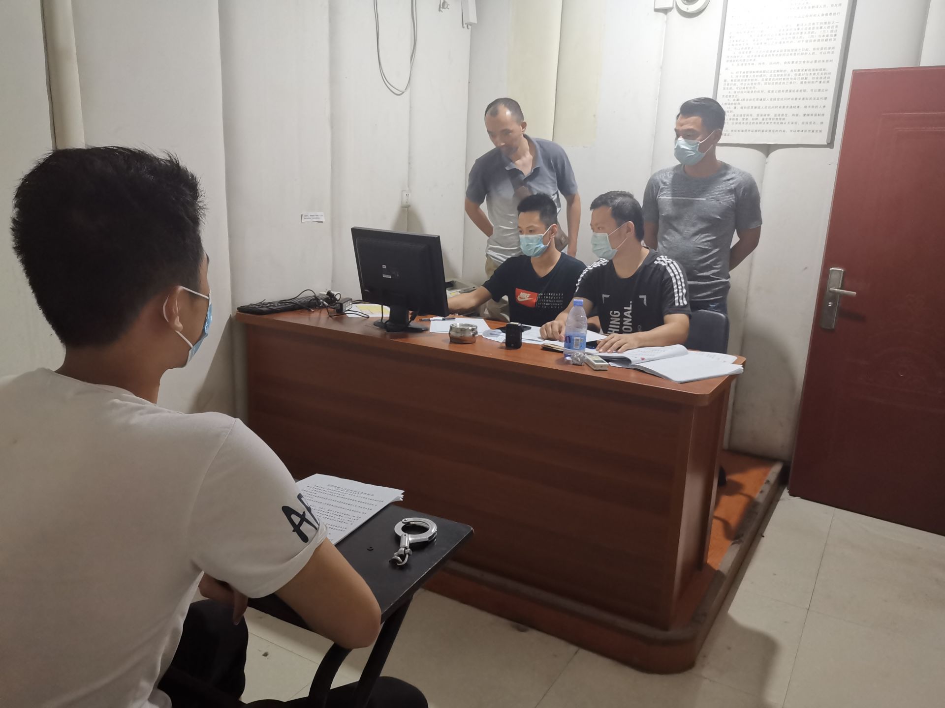 大二学生为好玩儿当“黑客” 惹出刑事案