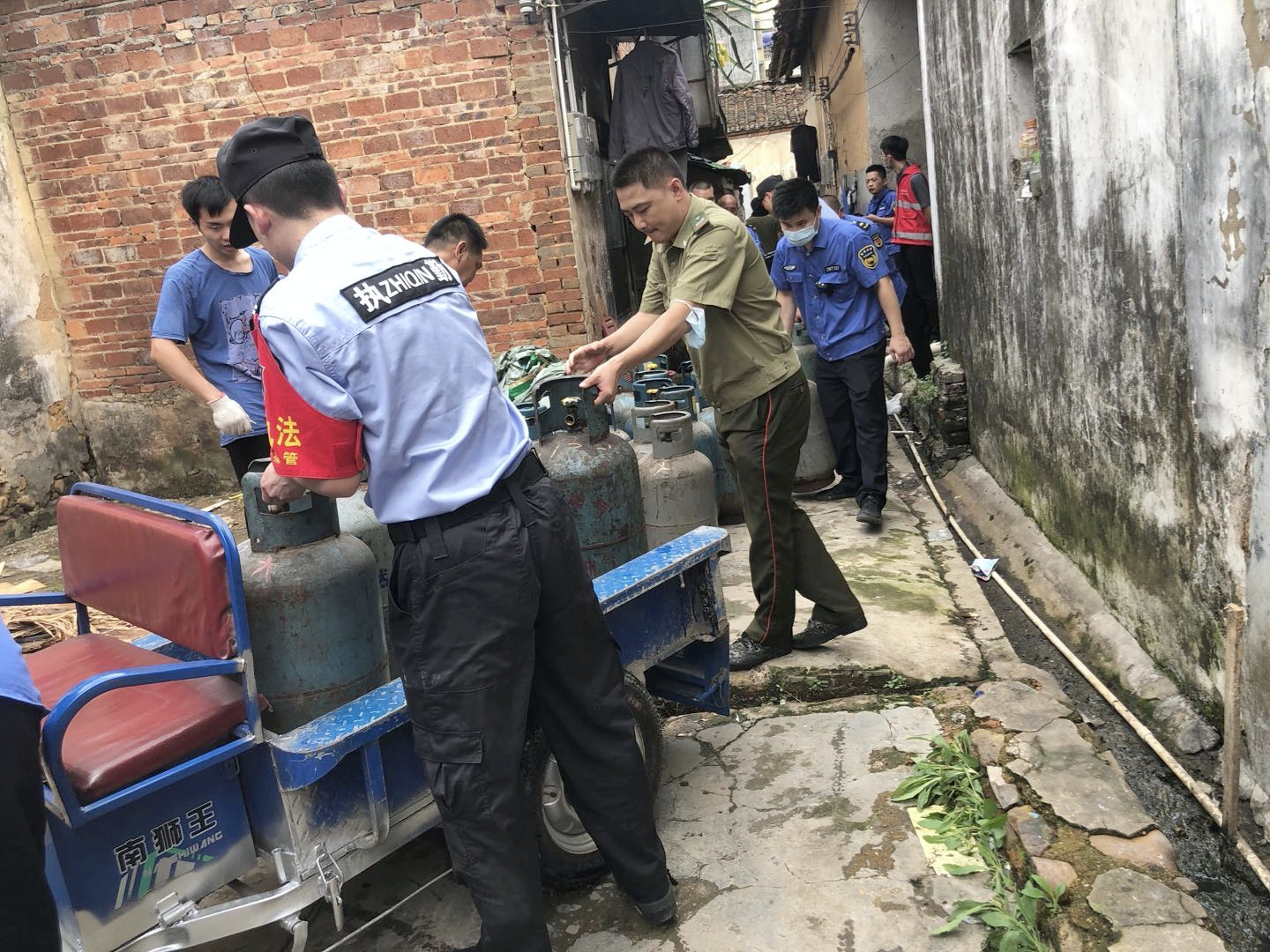 消除燃气爆炸隐患！东莞樟木头多部门联动端“黑煤气”窝点  