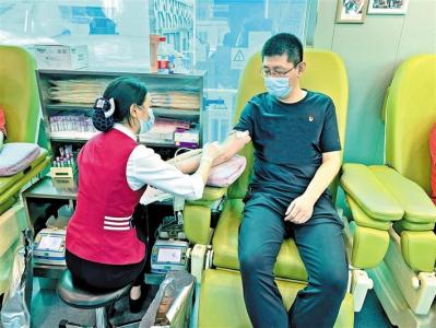 福永街道开展无偿献血活动 131名党员和志愿者献血47500毫升