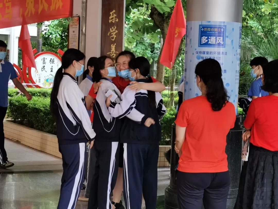 高考结束啦！记录那些难忘的瞬间......