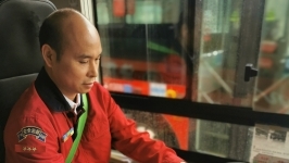 路拾万元现金归还失主，这位司机荣膺“广州好人”