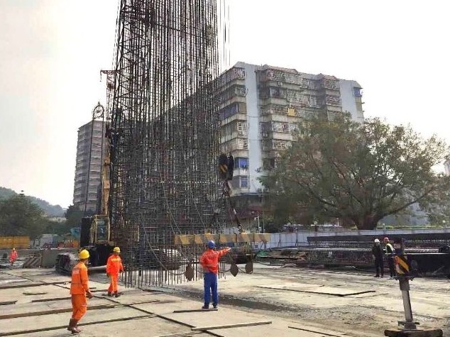 地铁十一号线大金钟站施工进展顺利