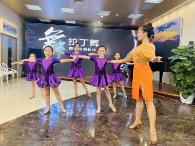 摄影、舞蹈、茶艺……罗湖区文化馆18项公益培训推出线上直播教学！