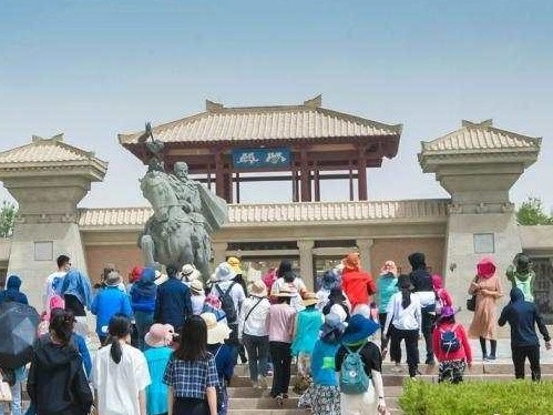 三部门：因疫情造成游客滞留，新产生的费用这样分担