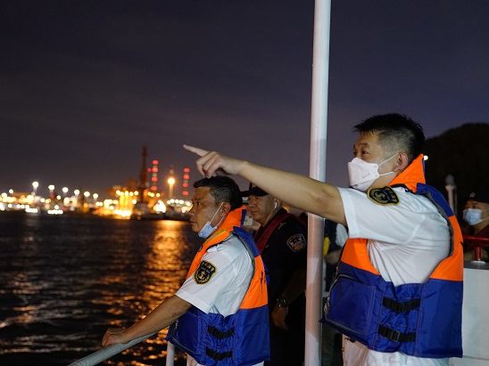 深圳开展海域打私专项行动 查获涉嫌走私船舶3艘、抓获涉嫌走私人员2名