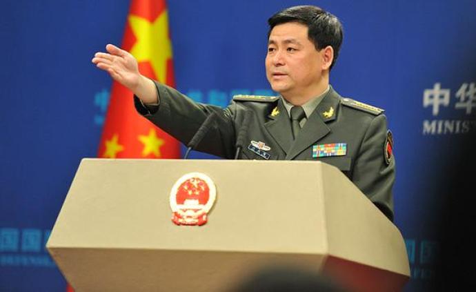国防部：海军航空兵组织新型战机在南海开展高强度训练