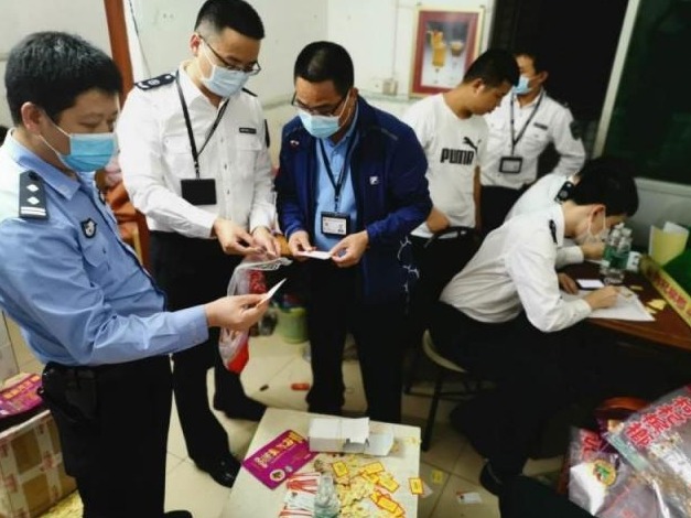 深圳大鹏警方成功破获多起销售假冒商标商品的案件