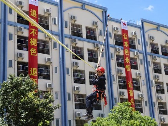 退役不褪色退伍不退志，深圳成立退役军人红星救援队