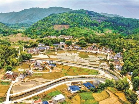 走向我们的小康生活 | 深圳市属国资国企助27个贫困村脱贫摘帽！